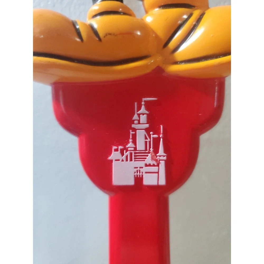 Vintage 60s 70s Disney Land Mickey Mouse‎ Back Scratcher 16 Inches w OG Sticker